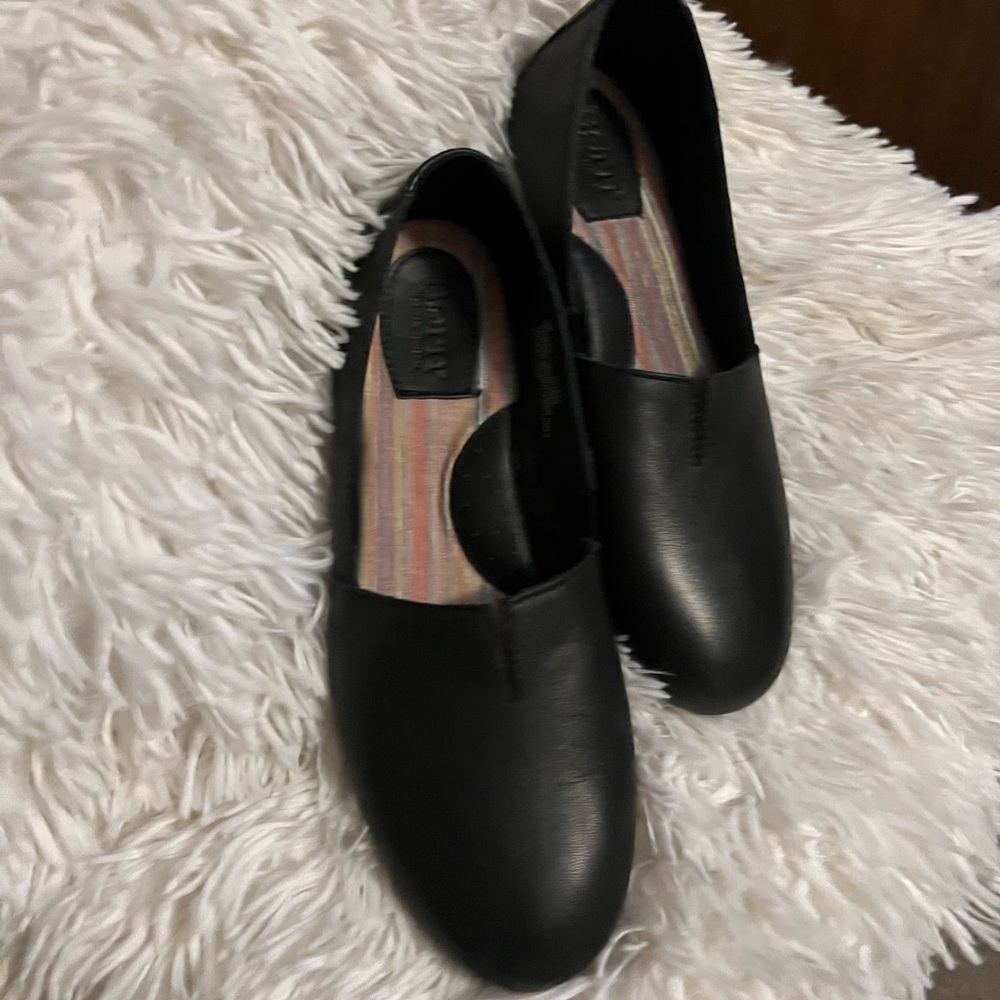 Born Black Loafers, size 8